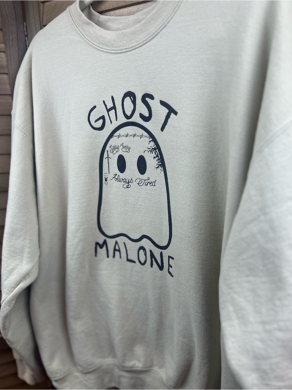 Ghost Malone Graphic Crewneck Sweatshirt XL Beige Fleece Pullover Halloween - Picture 2 of 5